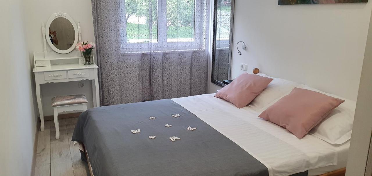 Urban Luxury Suites Juricevic ดูเช ภายนอก รูปภาพ