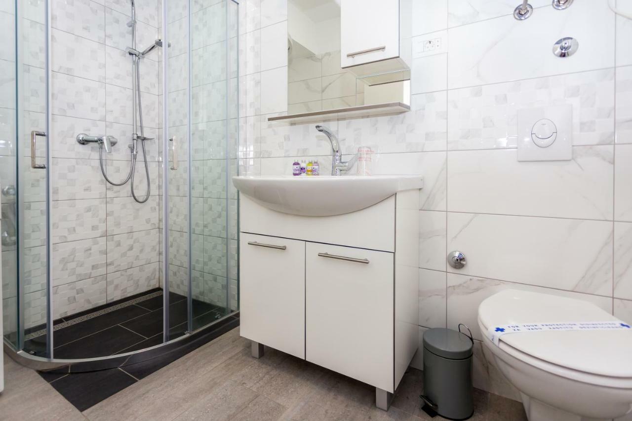 Urban Luxury Suites Juricevic ดูเช ภายนอก รูปภาพ